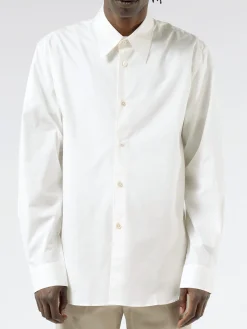 New - Button-Up Shirt in White Button-Ups