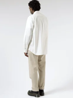 New - Button-Up Shirt in White Button-Ups