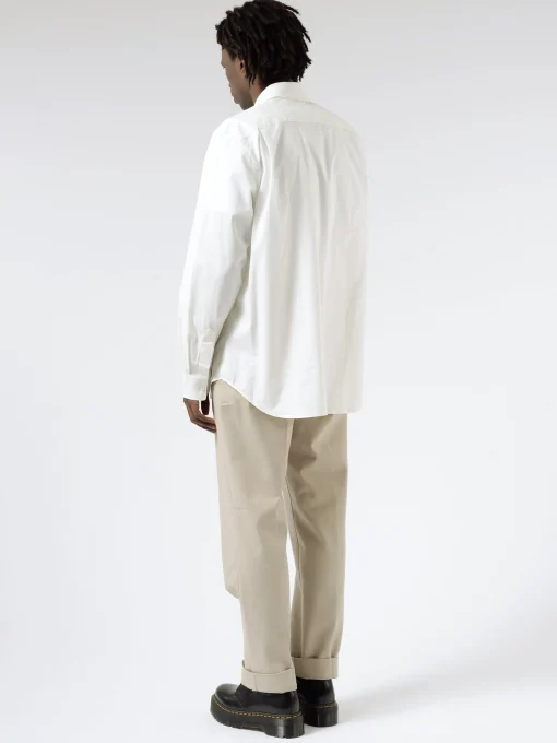 New - Button-Up Shirt in White Button-Ups