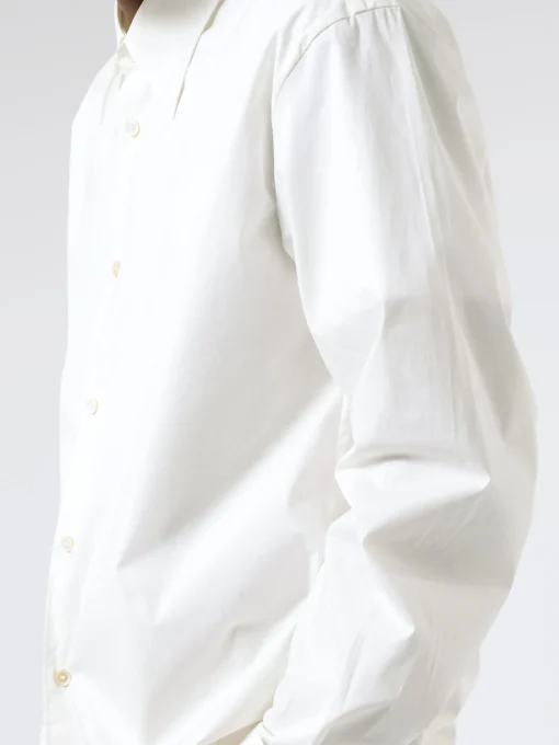 New - Button-Up Shirt in White Button-Ups