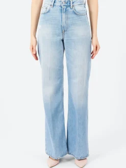 Best - 2022F Relaxed Fit Jeans in Light Blue Women Pants | Denim