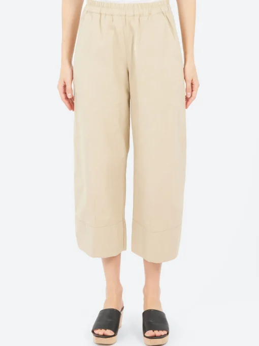 New - 25150 Pants in Women Pants
