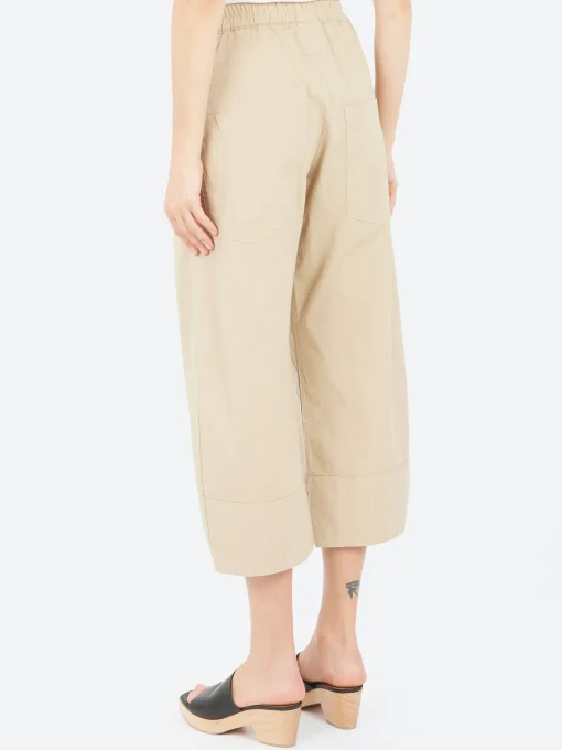 New - 25150 Pants in Women Pants