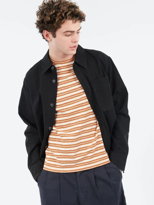 Hot - Basile Brodée Poitrine Overshirt in Black Outerwear