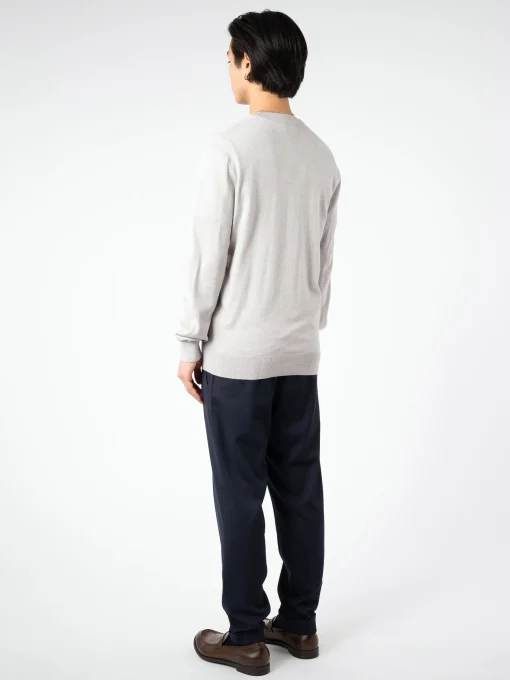 Hot - Julio Sweater in Heather Light Grey Knitwear