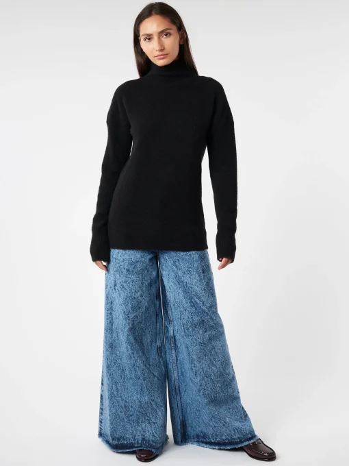 Outlet - Margaret Turtleneck in Black Women Tops & Blouses | Knitwear