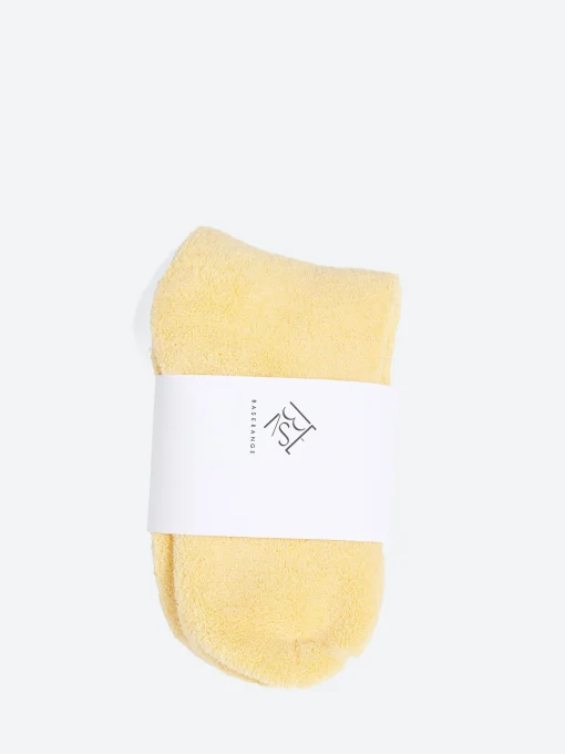 Outlet - Buckle Over Ankle Socks in Bog Yellow Women Socks & Hosiery | Belts