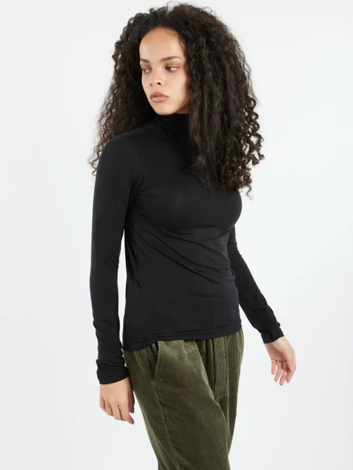 Fashion - Turtleneck Tee in Women Tops & Blouses | T-Shirts