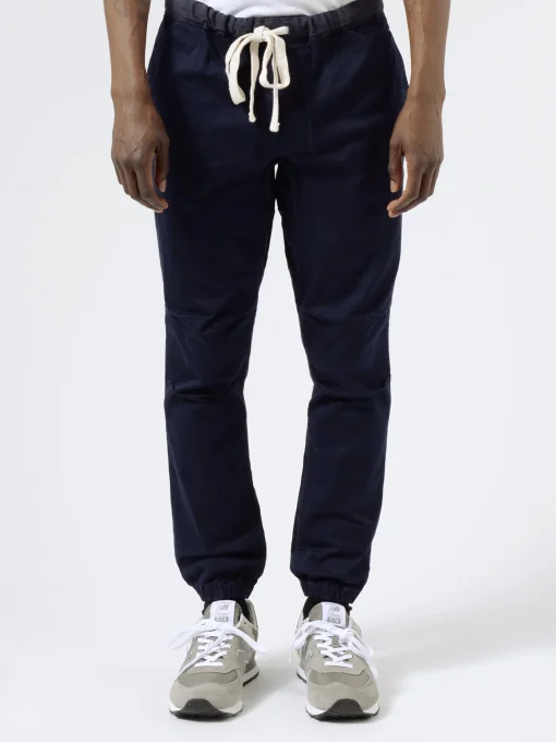 New - Gym Pants Slim Twill in Navy Pants