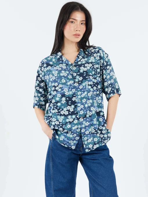 Sale - Nagare Sakura Shirt in Dark Navy Button-Ups