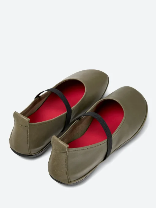 Best - Right Nina in Women Shoes