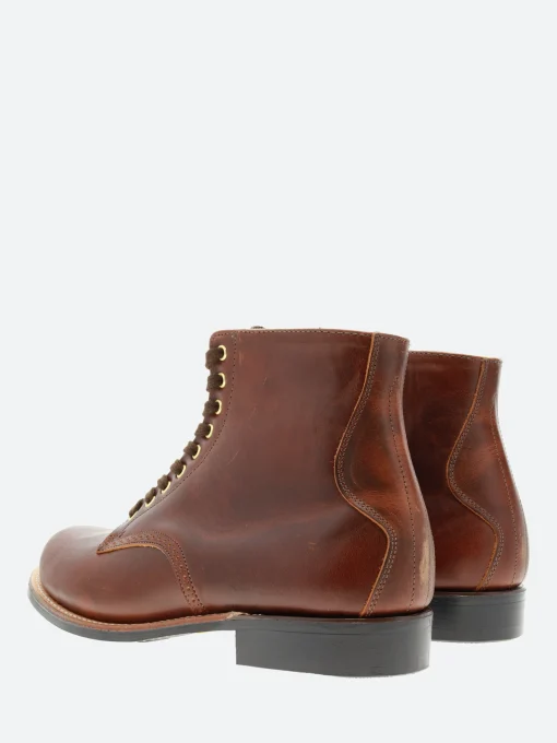 Best - Moorby 2801 in Pecan Tumbled Boots