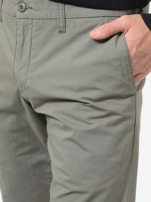 Discount - Sid Short in Thyme Shorts