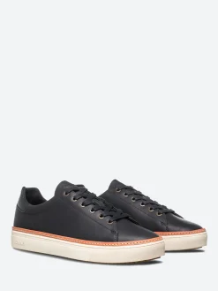 Online - Bradley Welt in Black Leather Sneakers