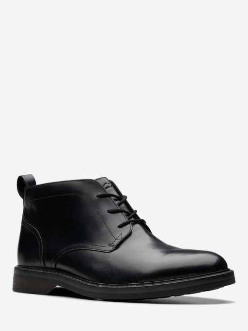 Hot - Aldwin Chukka Boot in Boots
