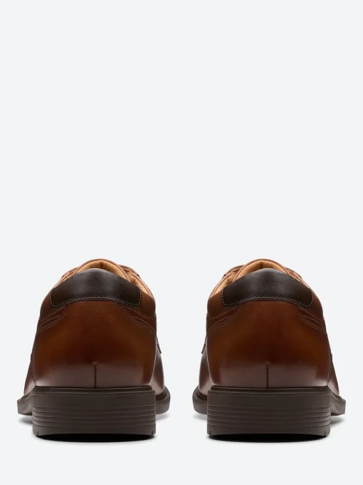 Clearance - Eldredge Cap in Dark Tan Shoes | Lace-Up Shoes