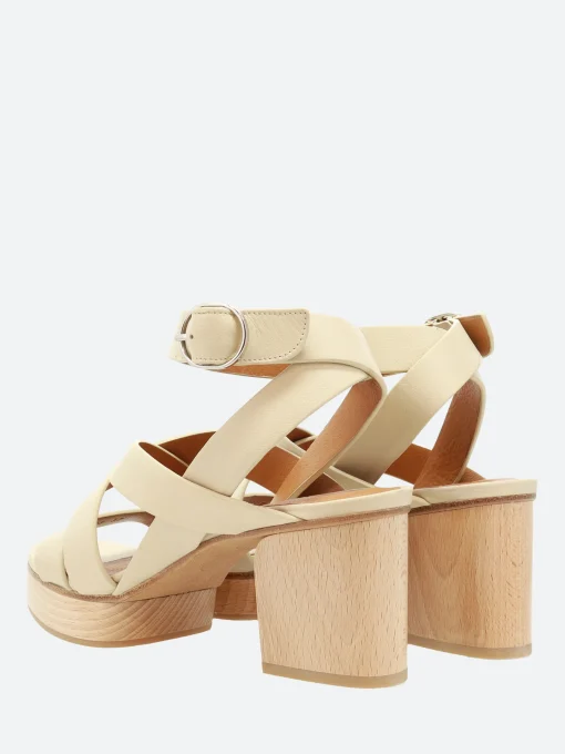 Outlet - Roli Clog in Women Sandals | Heels