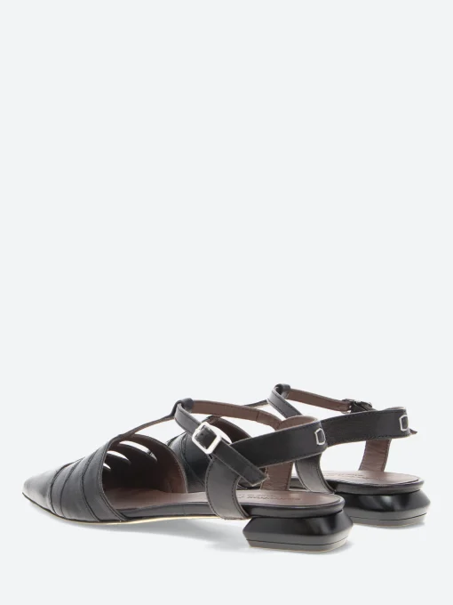 Fashion - C1492 Pointed Toe Flats in Black Women Sandals