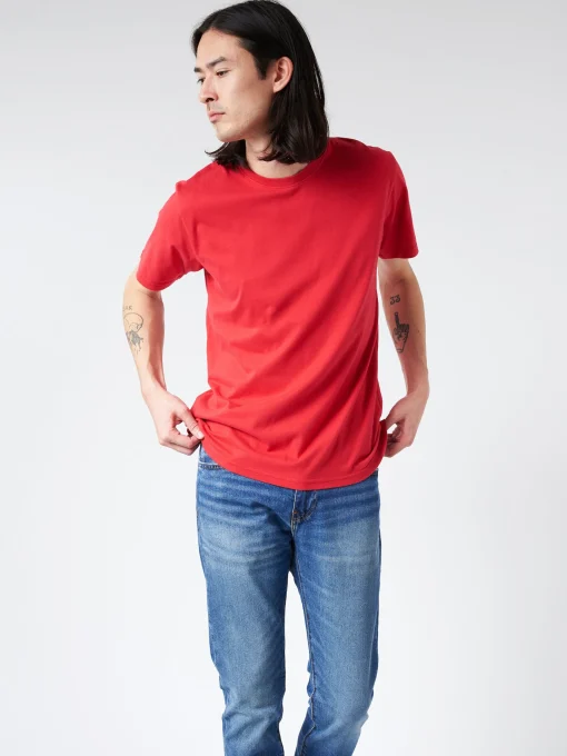 Outlet - Classic Organic Tee in Scarlet Red T-Shirts