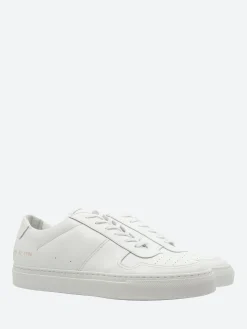 Online - BBall Low in White Sneakers