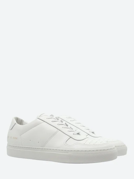 Online - BBall Low in White Sneakers