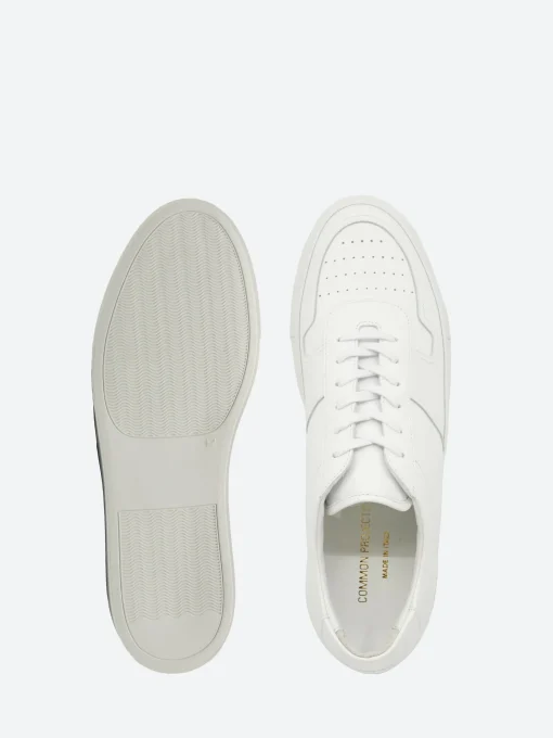 Online - BBall Low in White Sneakers