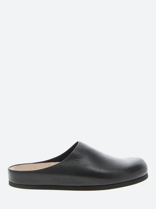 Online - Clog in Black Slides | Shoes