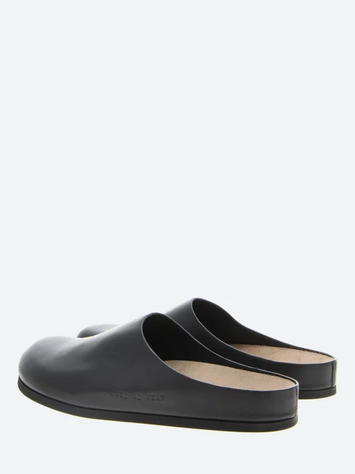 Online - Clog in Black Slides | Shoes