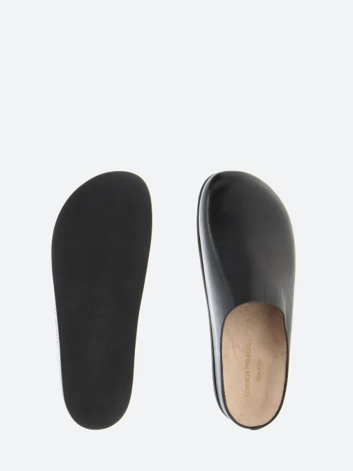 Online - Clog in Black Slides | Shoes