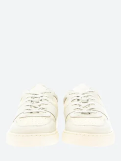 Clearance - Decades Low in Off White Sneakers