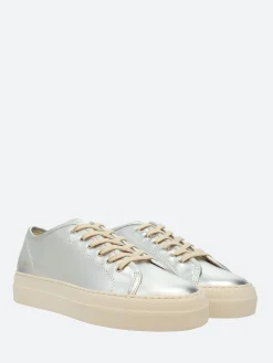 Outlet - Tournament Low Super in Women Sneakers