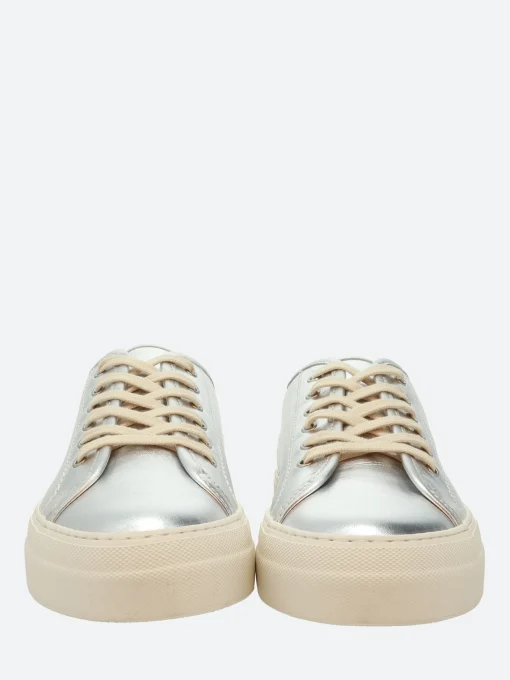 Outlet - Tournament Low Super in Women Sneakers