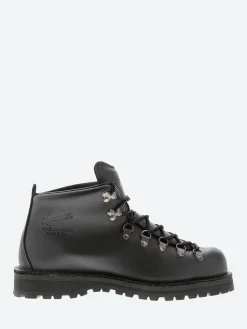 Sale - Mountain Light in Boots