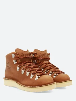 Discount - Women's Mountain Light in Women Boots