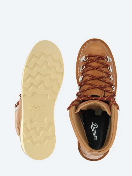 Discount - Women's Mountain Light in Women Boots
