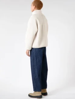 Sale - Women's Insulation Stand Collar Boa Jacket in Oyster White Women Overalls & Jumpsuits | Outerwear