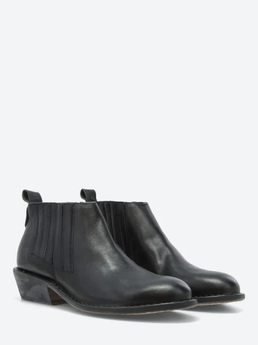 Fashion - Ray Rocker in Nero Cusna Women Heels | Boots