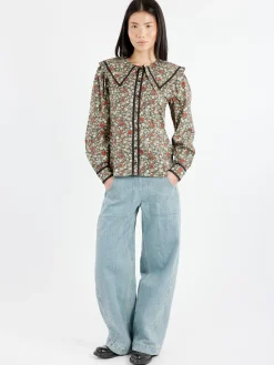 Best - Floral Printed Shirt in Black Women Tops & Blouses | Button-Ups