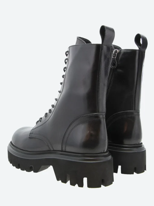 Best - Madira in Nero Vitello Women Overalls & Jumpsuits | Boots
