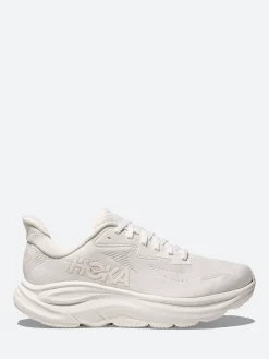 Online One One - Clifton 10 in White and White Sneakers