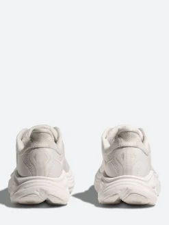 Online One One - Clifton 10 in White and White Sneakers