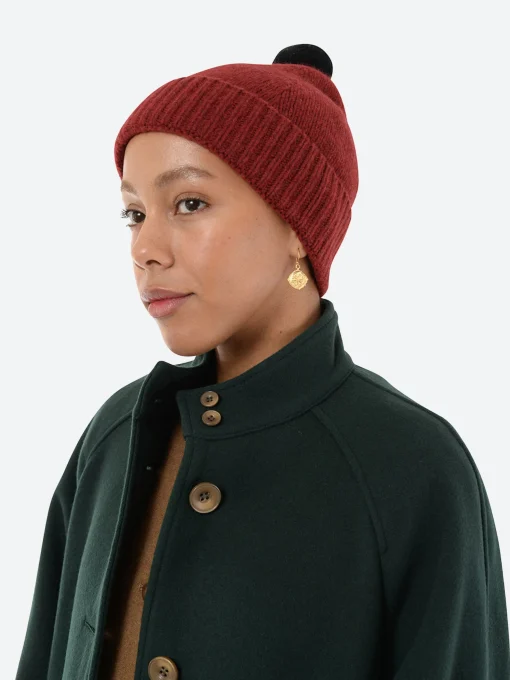 Fashion - Plain Hat Contrast Pompom in Russet Red/Black Women Hats | Hats