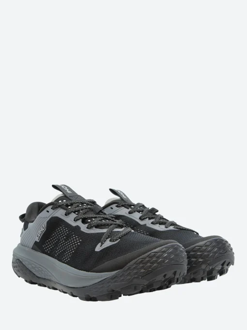 New - Ikoni Trail in Black Sneakers