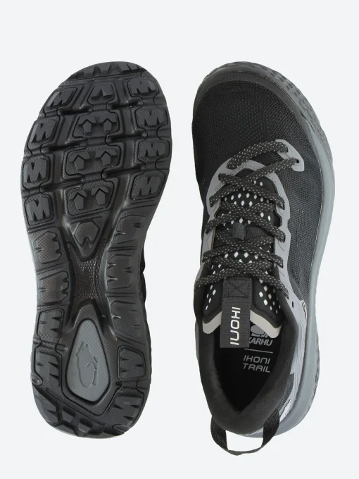 New - Ikoni Trail in Black Sneakers