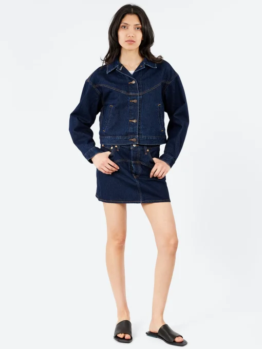 Clearance - Shrunken 90s Western Trucker Jacket in Dream Nice Dreams (Dark Wash) Women Outerwear