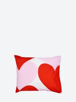 Discount - Sydämet Pillow Case in White, Pink and Red Homeware