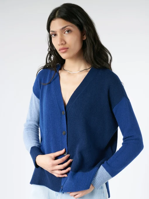 Outlet - Colour-Block Cashmere Cardigan in Illusion Blue Women Tops & Blouses | Knitwear
