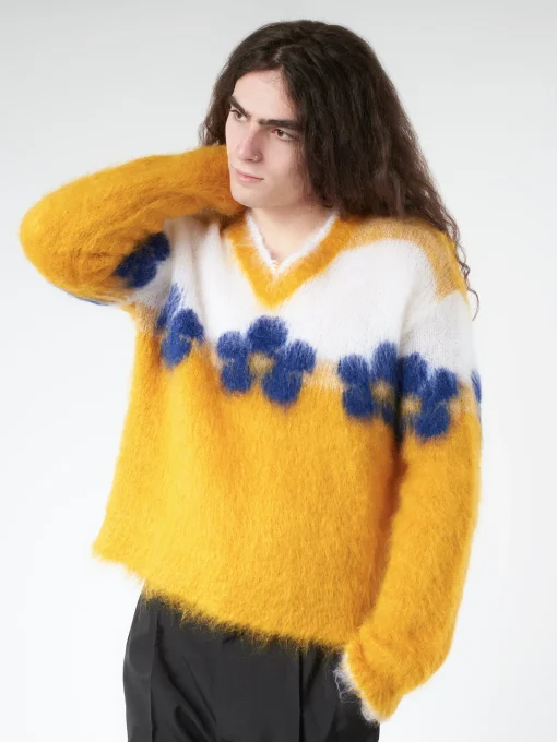 Best - Mohair Jumper with Flowers in Light Orange Knitwear