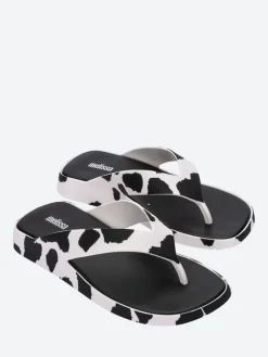 Best - Brave Flip Flop in Black and White Women Sandals