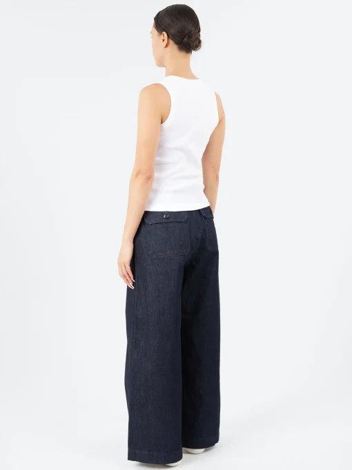 Outlet - Iconic Ribbed Tank in White Women Tops & Blouses
